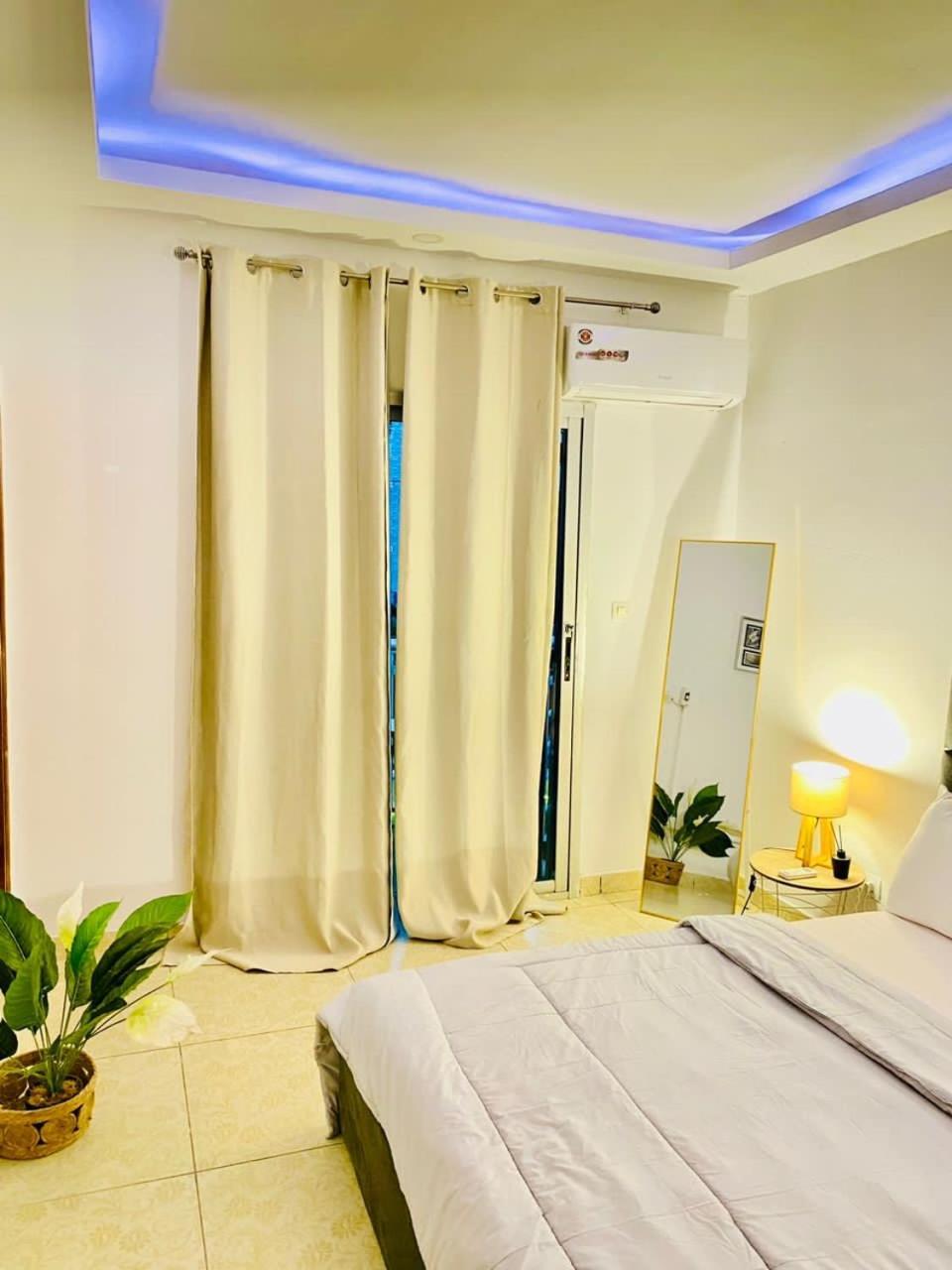 Residence Cosy Free Douala Cameroon エクステリア 写真