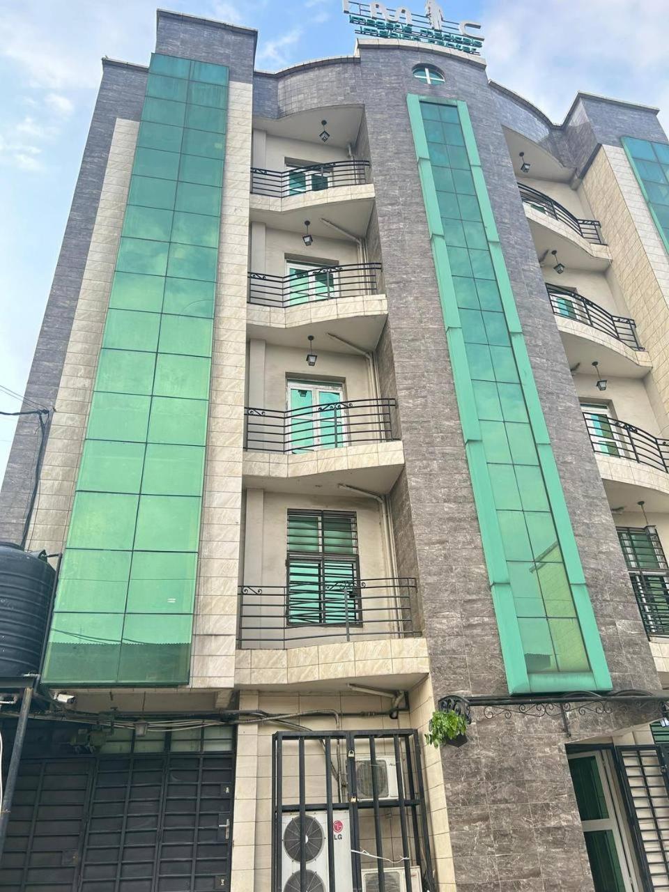 Residence Cosy Free Douala Cameroon エクステリア 写真